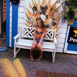 Meet your Posher, Danni